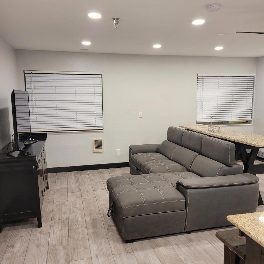 Pinetop Studio Suites Hotel